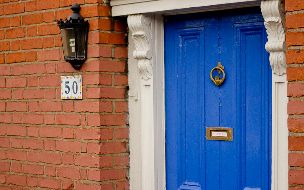 blue door spin creativity