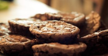 Ask Pearl Advice Column Brownie plate
