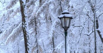lantern in snow-simile poem