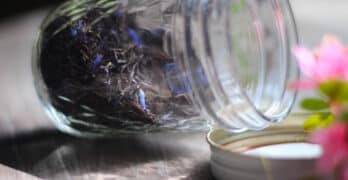 creme earl grey in diamond cut mason jar-1